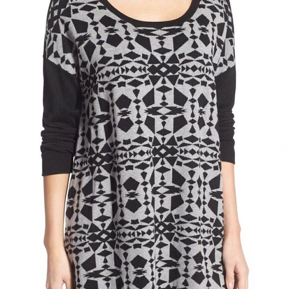 Kensie Black,Gray Print Block Asymmetrical Sweater - Picture 1 of 6